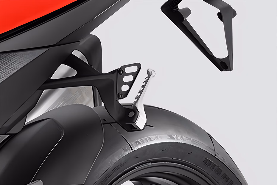 Aprilia RSV4