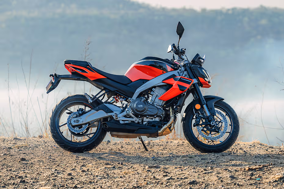 Aprilia Tuono 457