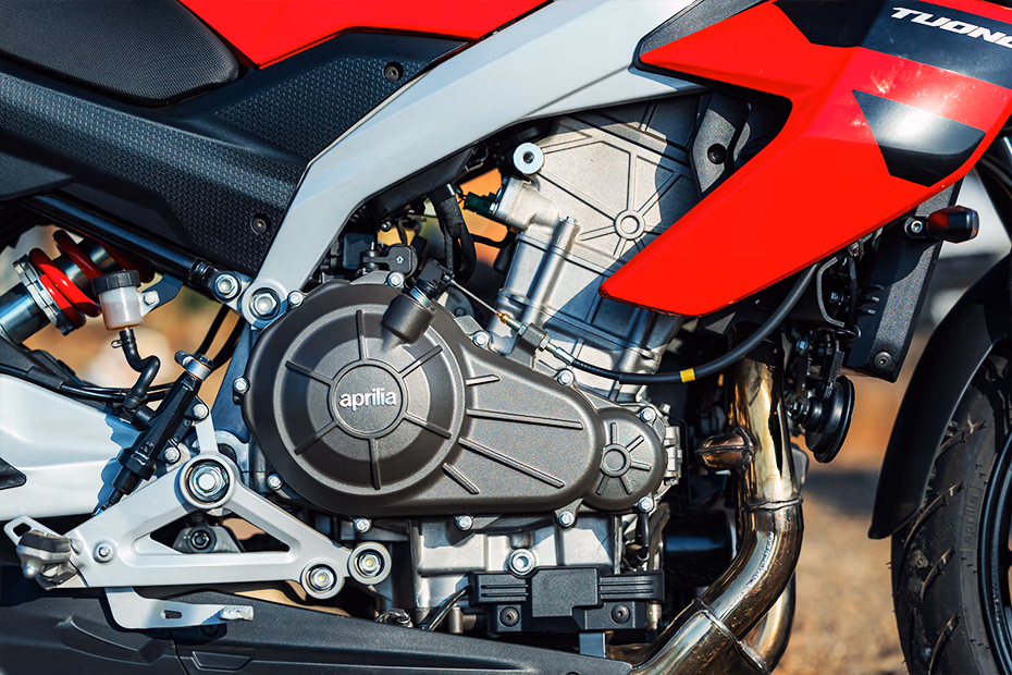 Aprilia Tuono 457