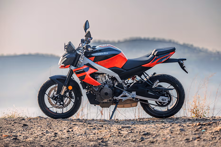 Aprilia Tuono 457