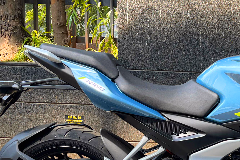Bajaj Pulsar N160