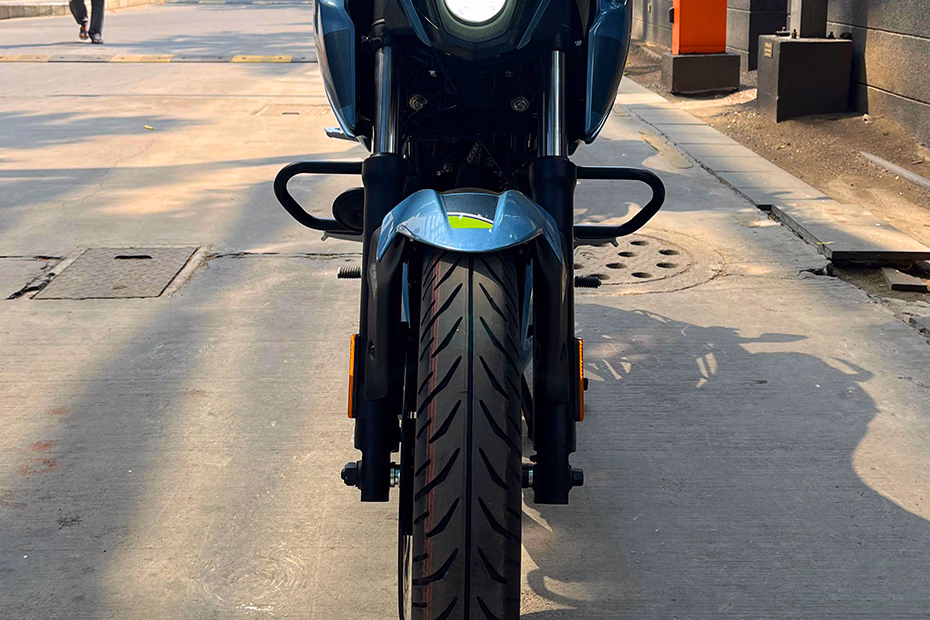 Bajaj Pulsar N160