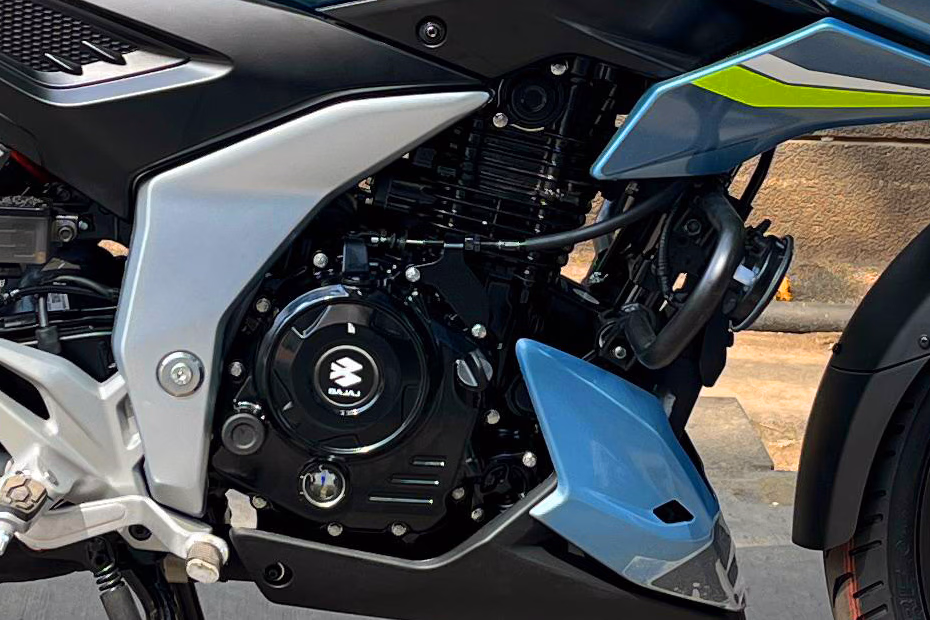 Bajaj Pulsar N160