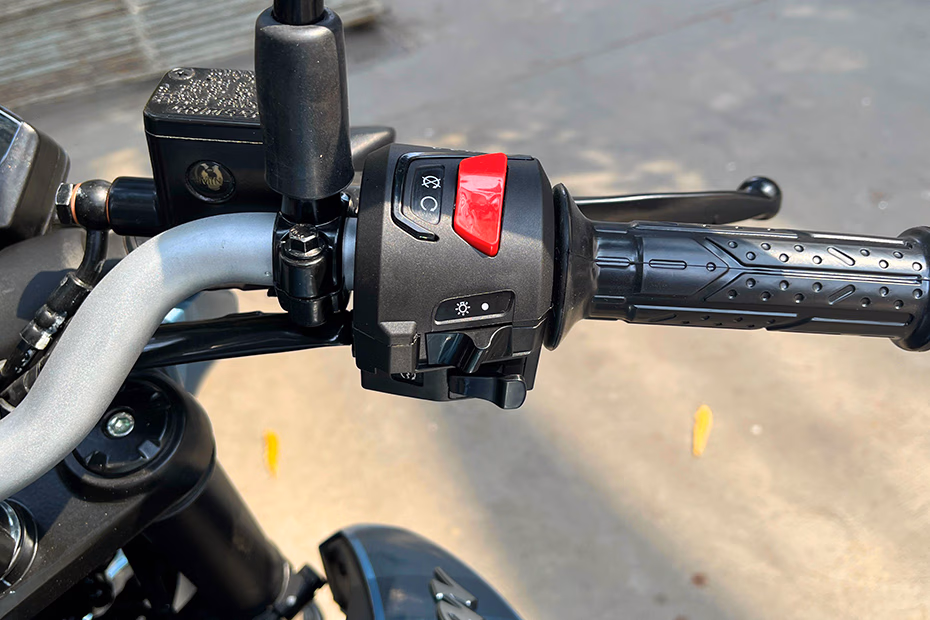 Bajaj Pulsar N160