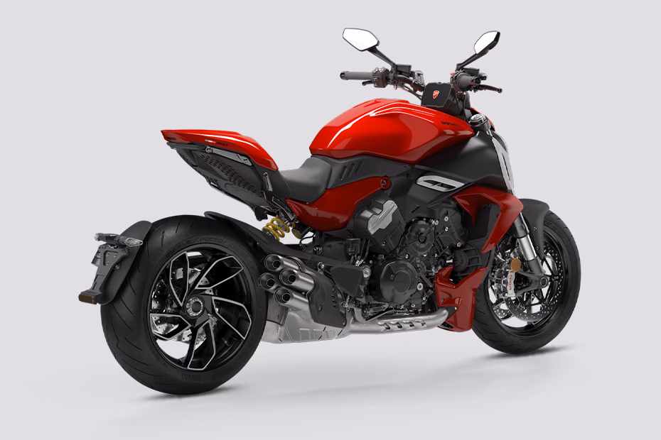 Ducati Diavel V4
