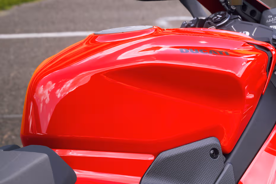 Panigale V4