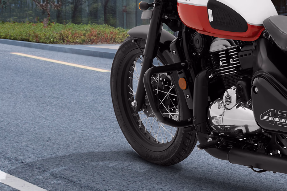 Jawa 42 Bobber Jasper Red Spoke Wheel