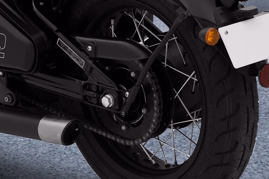 Jawa 42 Bobber Jasper Red Spoke Wheel