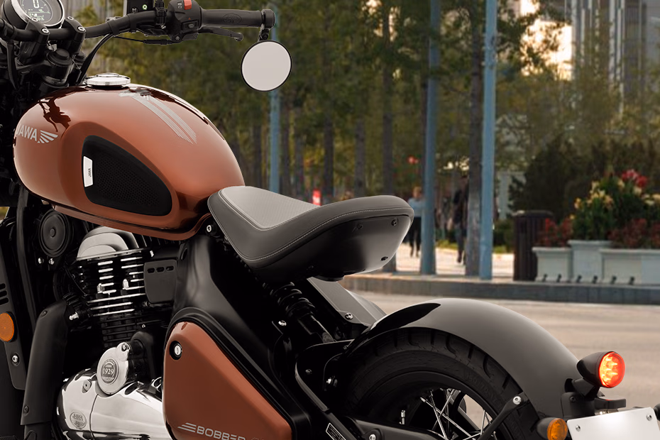Jawa 42 Bobber Mystic Copper Spoke Wheel