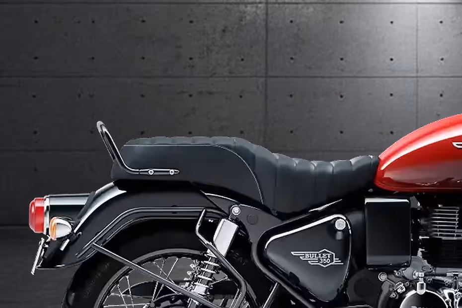 Royal Enfield Bullet 350 Military Red and Military Black