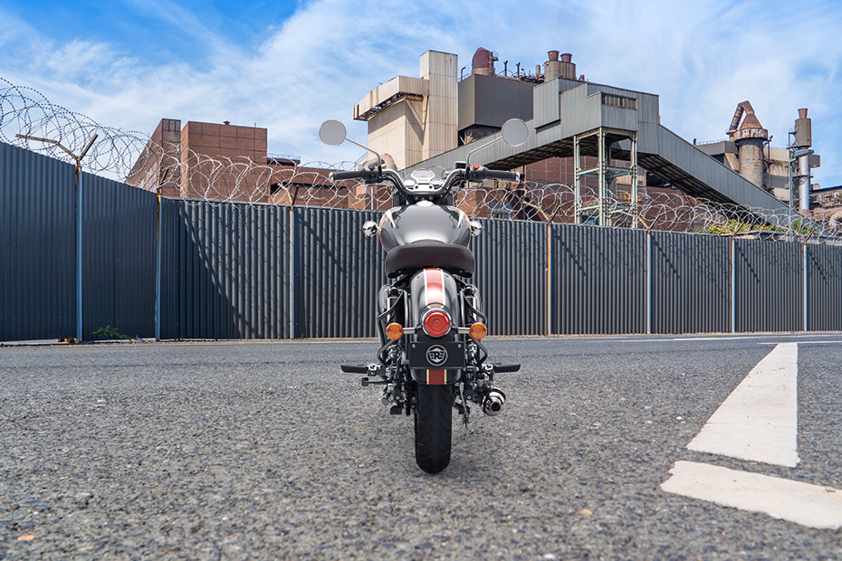 Royal Enfield Classic 350 Halcyon