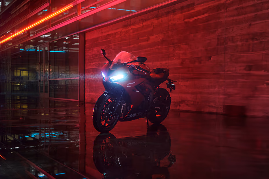 Triumph Daytona 660