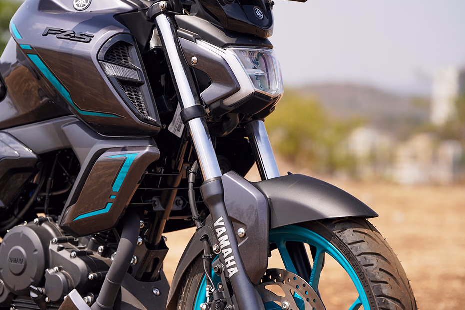 2025 Yamaha FZ-S Fi