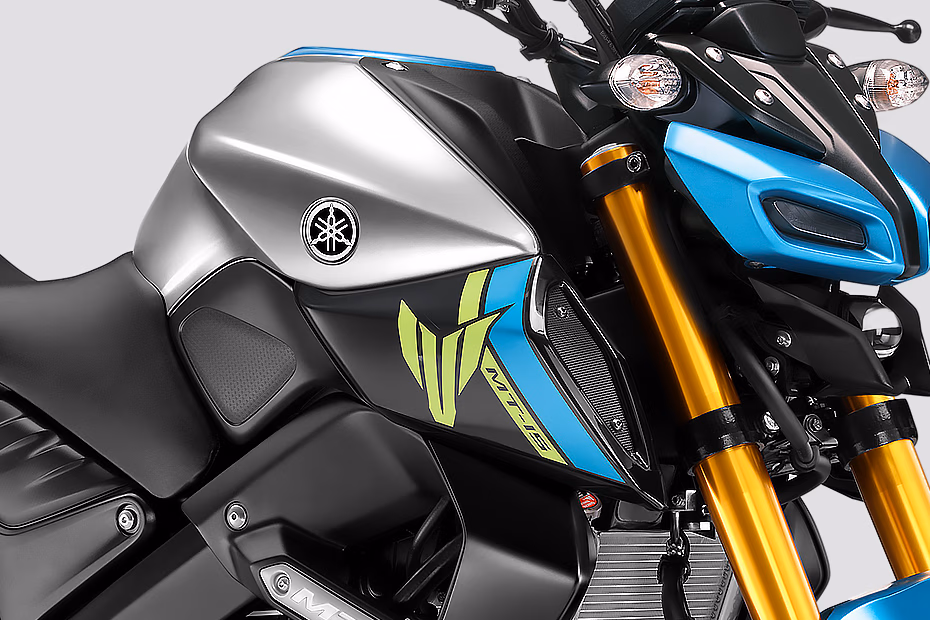 Yamaha MT 15 Version 2.0 Metallic Silver Cyan