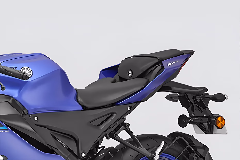 Yamaha R15 V4 Dark Knight