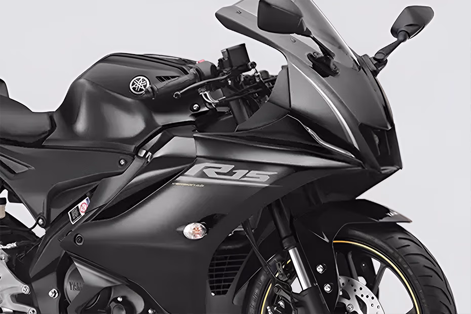 Yamaha R15 V4 Metallic Black